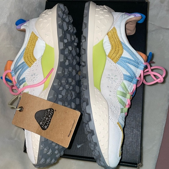 NWT Flower Mountain Washi Sneakers in Beige/White/Multi - Picture 15 of 16